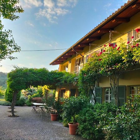 Sotto La Luna Bruna B&B Cocconato ภายนอก รูปภาพ