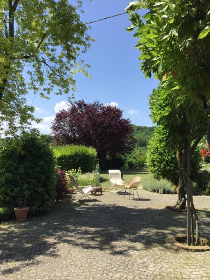 Sotto La Luna Bruna B&B Cocconato ภายนอก รูปภาพ