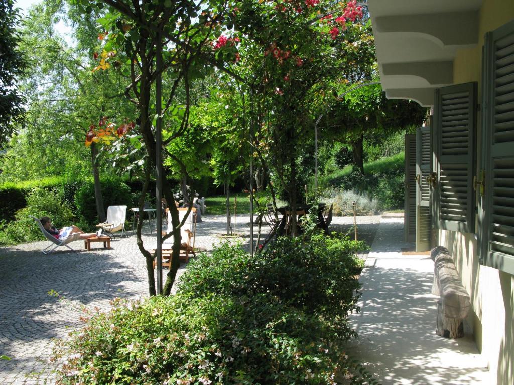 Sotto La Luna Bruna B&B Cocconato ภายนอก รูปภาพ