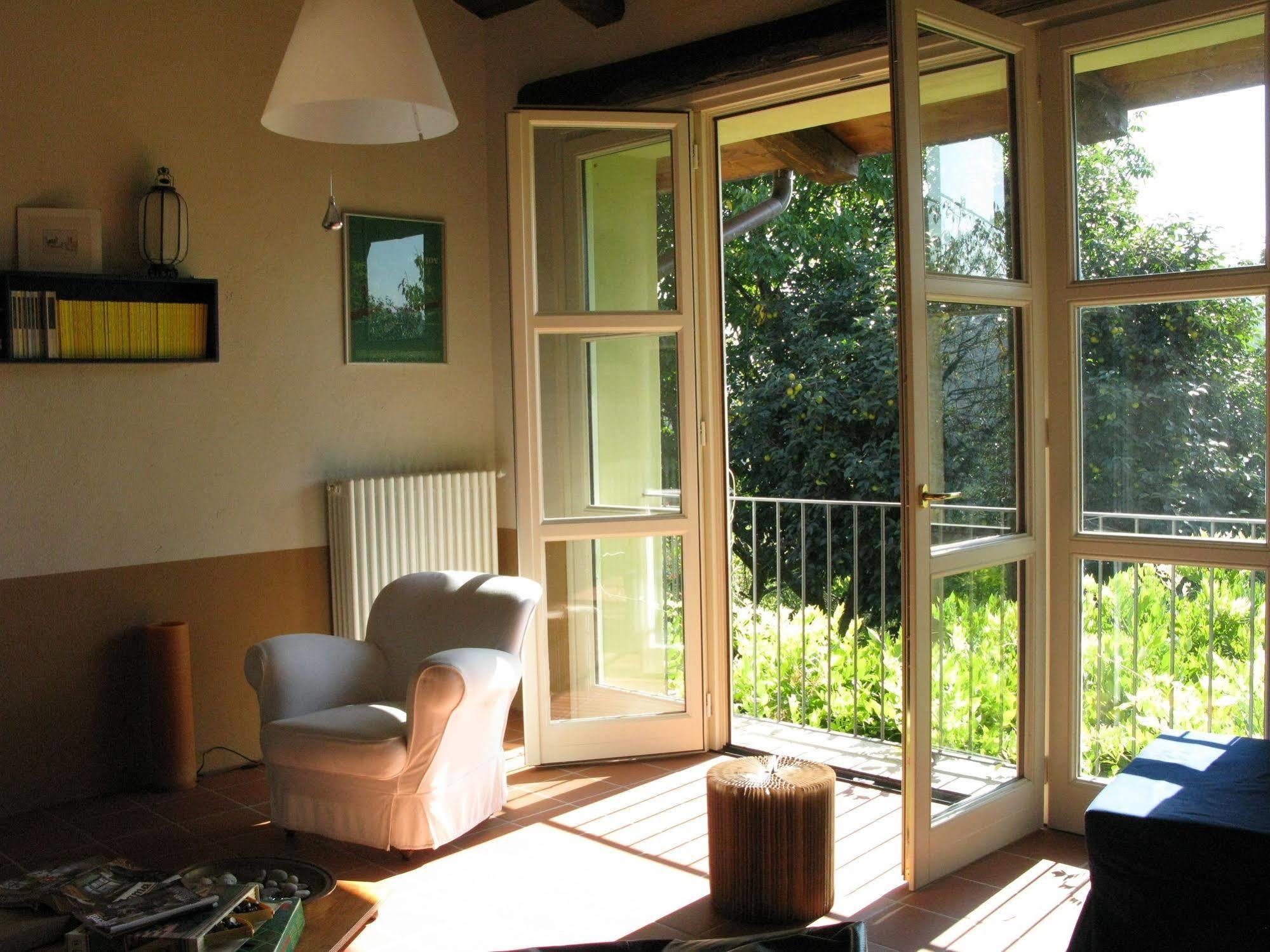 Sotto La Luna Bruna B&B Cocconato ภายนอก รูปภาพ